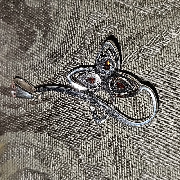 New Sterling Silv3r Baltic Amber Floral Pendant - Picture 5 of 7